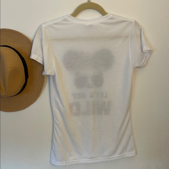 NWOT White crew neck short sleeve t-shirt with panda graphic print - Picture 3 of 4